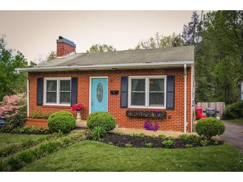 127 Highland Johnson City Tn 37601, Johnson City, TN 37601 photo 24