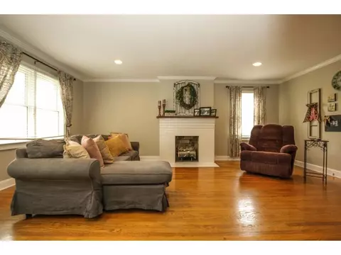 127 Highland Johnson City Tn 37601, Johnson City, TN 37601 photo 14