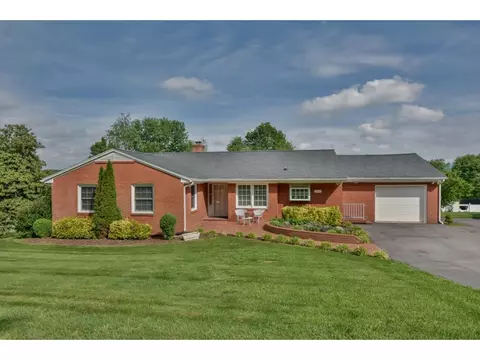 504 10th Avenue Johnson City Tn 37601, Johnson City, TN 37601 photo 1