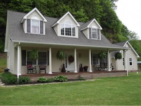 4151 Dry Fork Rd, Vansant, VA 24656 photo 1