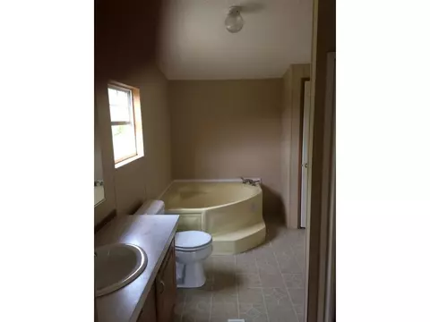 1070 Roaring Fork Road Greeneville Tn 37745, Greeneville, TN 37745 photo 9