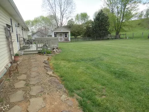 12263 Deerfield Lane Glade Spring Va 24340, Glade Spring, VA 24340 photo 4