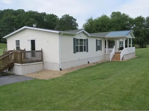 17523 Black Hollow Abingdon Va 24210, Abingdon, VA 24210 photo 2