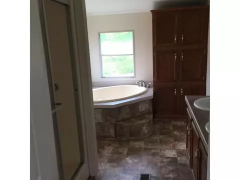 134 Good Road Fall Branch Tn 37656, Fall Branch, TN 37656 photo 9