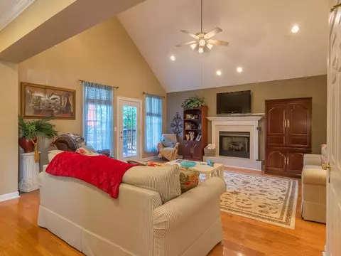 2 Cathedral Court Johnson City Tn 37601, Johnson City, TN 37601 photo 8