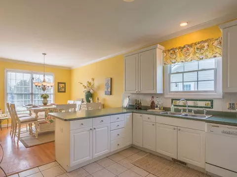2 Cathedral Court Johnson City Tn 37601, Johnson City, TN 37601 photo 6