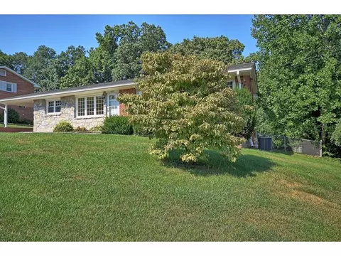 4009 Ranch Road Johnson City Tn 37601, Johnson City, TN 37601 photo 2