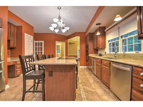 229 Shadowood Drive Johnson City Tn 37604, Johnson City, TN 37604 photo 6