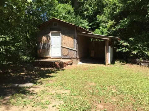 1516 Highway 321 Hampton Tn 37658, Hampton, TN 37658 photo 13