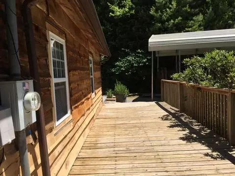 1516 Highway 321 Hampton Tn 37658, Hampton, TN 37658 photo 8