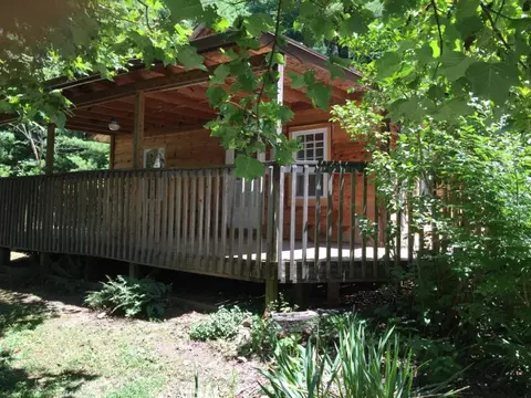 1516 Highway 321 Hampton Tn 37658, Hampton, TN 37658 photo 16