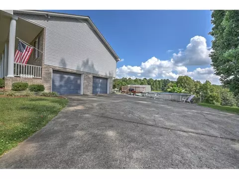 110 Ridge Circle Drive Fall Branch Tn 37656, Fall Branch, TN 37656 photo 31