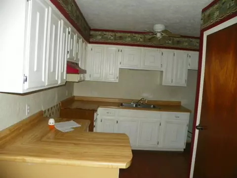 436 College Estates Road Cedar Bluff Va 24609, Cedar Bluff, VA 24609 photo 3