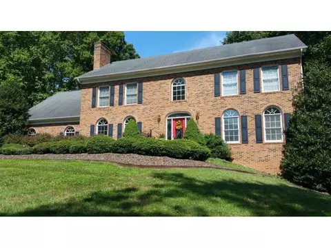 2 Roundtree Court Johnson City Tn 37604, Johnson City, TN 37604 photo 1