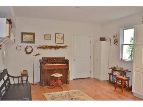 731 Maple Street Johnson City Tn 37601, Johnson City, TN 37601 photo 3