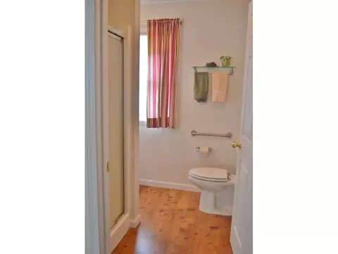 731 Maple Street Johnson City Tn 37601, Johnson City, TN 37601 photo 9