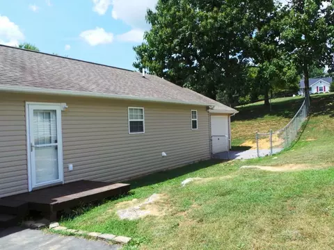 205 Grove Street Gray Tn 37615, Gray, TN 37615 photo 28