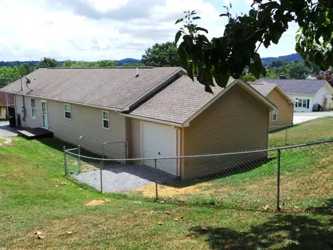 205 Grove Street Gray Tn 37615, Gray, TN 37615 photo 29