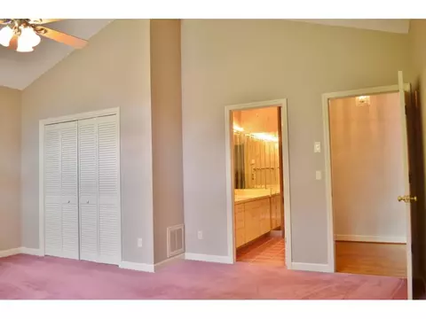 503 10th Avenue Johnson City Tn 37601, Johnson City, TN 37601 photo 11