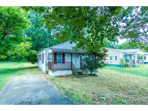2233 Fairview Avenue Johnson City Tn 37601, Johnson City, TN 37601 photo 25