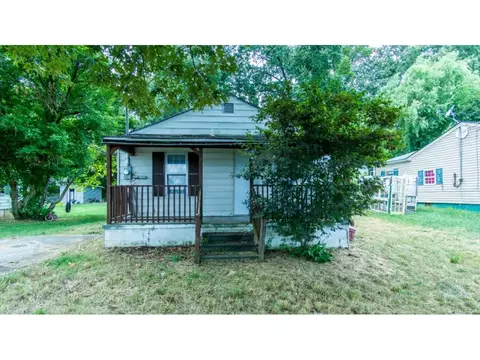 2233 Fairview Avenue Johnson City Tn 37601, Johnson City, TN 37601 photo 1