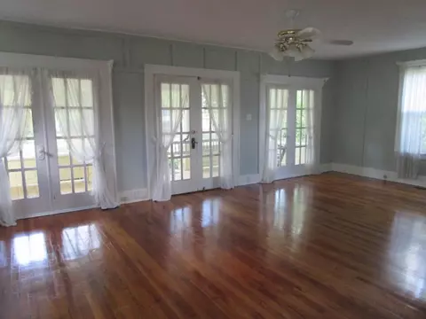 516 E Main Street Jonesborough Tn 37659, Jonesborough, TN 37659 photo 6