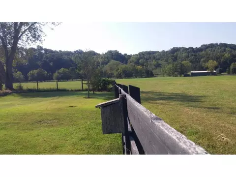 235 Oak Glen Circle Fall Branch Tn 37656, Fall Branch, TN 37656 photo 4