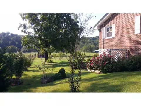 235 Oak Glen Circle Fall Branch Tn 37656, Fall Branch, TN 37656 photo 32
