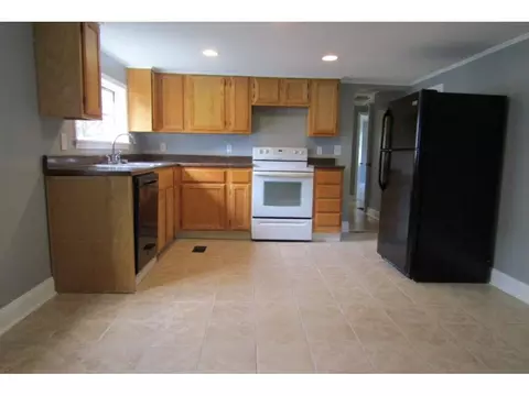 420 Cherry Greeneville Tn 37745, Greeneville, TN 37745 photo 11