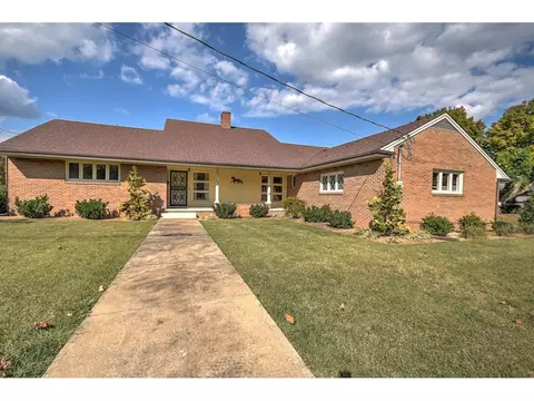 705 Levelin Street Erwin Tn 37650, Erwin, TN 37650 photo 2