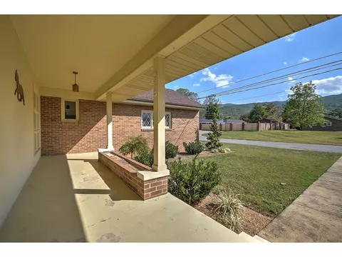705 Levelin Street Erwin Tn 37650, Erwin, TN 37650 photo 3