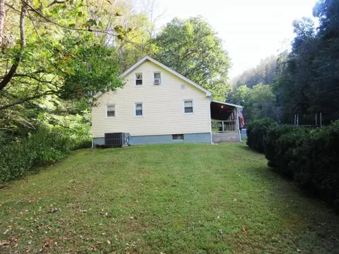 175 Shook Branch Road Hampton Tn 37658, Hampton, TN 37658 photo 3