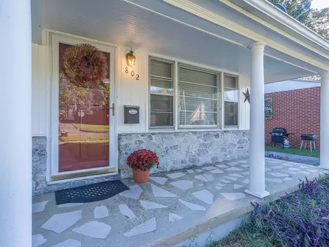 802 E Hillcrest Drive Johnson City Tn 37604, Johnson City, TN 37604 photo 4
