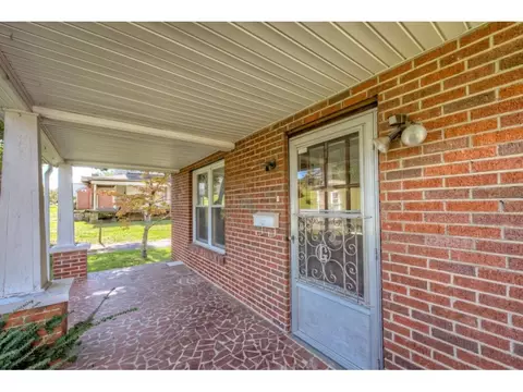 116 Maple Street Glade Spring Va 24340, Glade Spring, VA 24340 photo 4