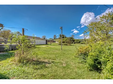 116 Maple Street Glade Spring Va 24340, Glade Spring, VA 24340 photo 3
