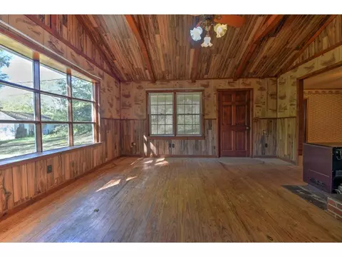 241 Chinquapin Road Erwin Tn 37650, Erwin, TN 37650 photo 9
