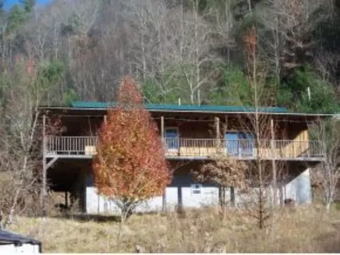 505 Raven Cliff Road Erwin Tn 37650, Erwin, TN 37650 photo 2