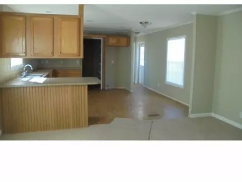 141 Madison Street Erwin Tn 37650, Erwin, TN 37650 photo 2