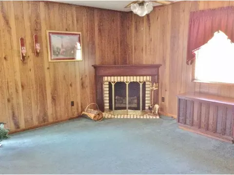 317 School Street Erwin Tn 37650, Erwin, TN 37650 photo 3