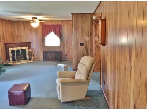 317 School Street Erwin Tn 37650, Erwin, TN 37650 photo 5