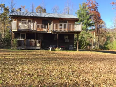 1514 Highway 321 Hampton Tn 37658, Hampton, TN 37658 photo 4