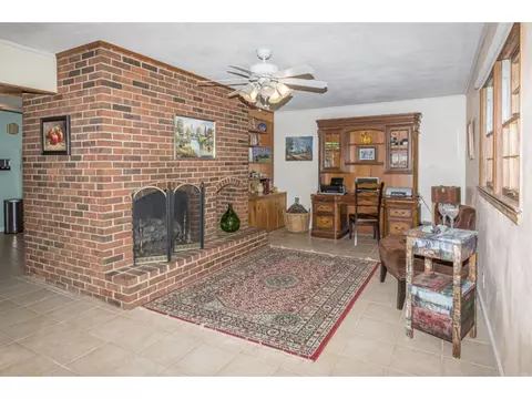 1007 Holston Avenue Johnson City Tn 37601, Johnson City, TN 37601 photo 12