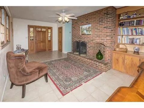 1007 Holston Avenue Johnson City Tn 37601, Johnson City, TN 37601 photo 13