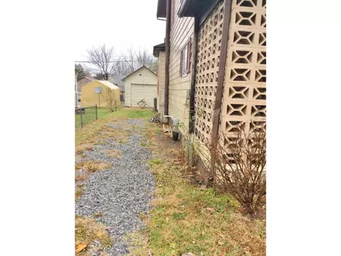 327 Opekiska Street Erwin Tn 37650, Erwin, TN 37650 photo 8