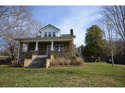 704 Mohawk Erwin Tn 37650, Erwin, TN 37650 photo 1