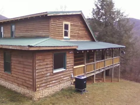 358 Stout Hollow Road Hampton Tn 37658, Hampton, TN 37658 photo 3