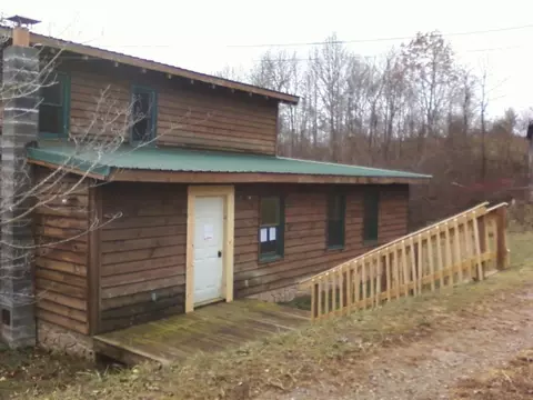 358 Stout Hollow Road Hampton Tn 37658, Hampton, TN 37658 photo 2