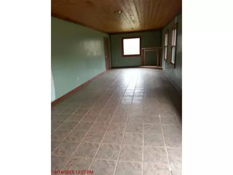 358 Stout Hollow Road Hampton Tn 37658, Hampton, TN 37658 photo 5