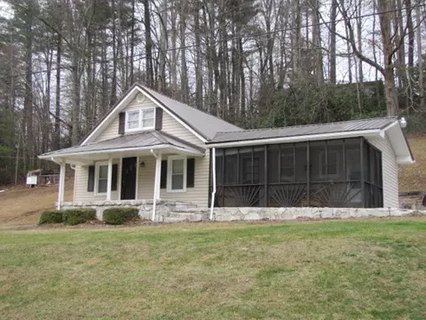 115 Ritchie Road Hampton Tn 37658, Hampton, TN 37658 photo 3