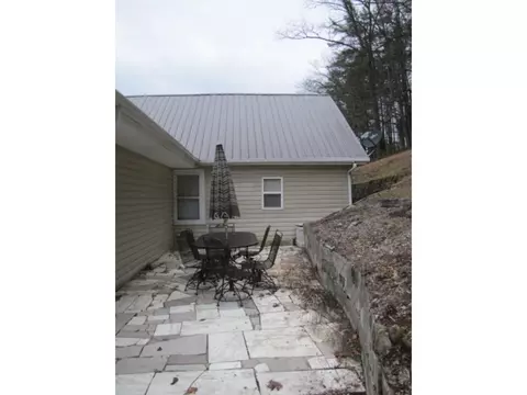 115 Ritchie Road Hampton Tn 37658, Hampton, TN 37658 photo 4